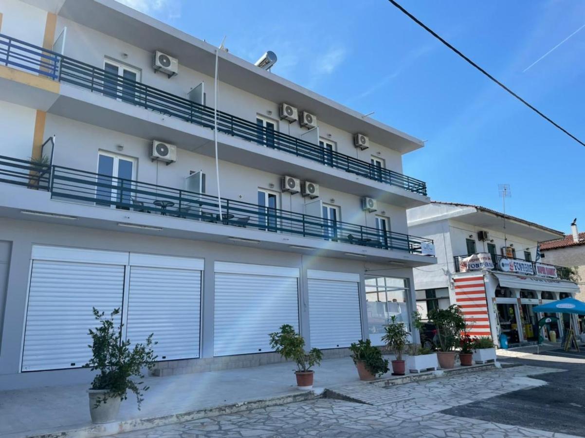 Fontana Apartments Мораитика Экстерьер фото